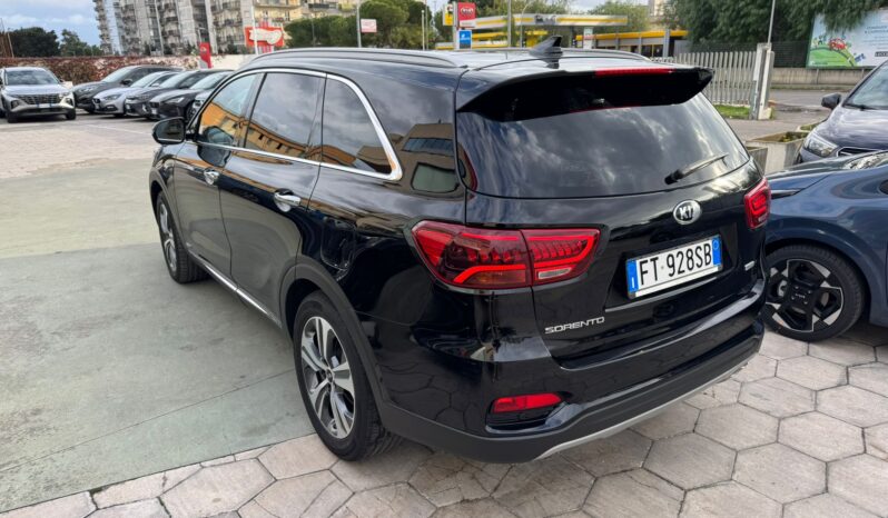 KIA SORENTO 2.0 DIESEL AUTOMATICO 4 RUOTE MOTRICI pieno